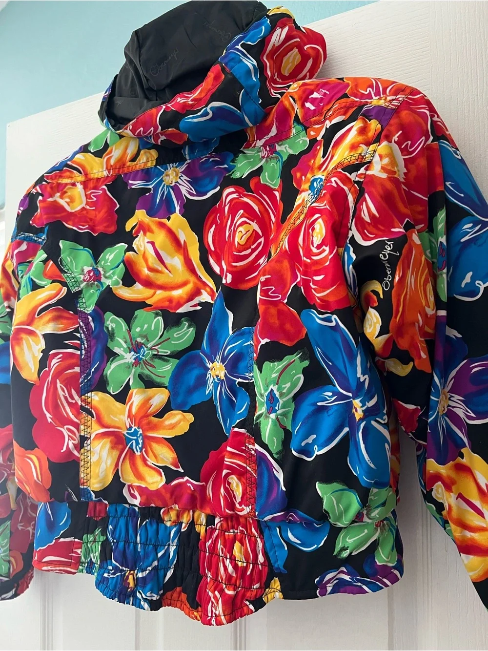 Obermeyer Women petite 8 Floral Puffer ski Jacket - Black with Bright Multi
